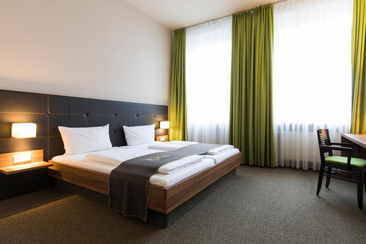 Riku Hotel Neu-Ulm Bagian luar foto